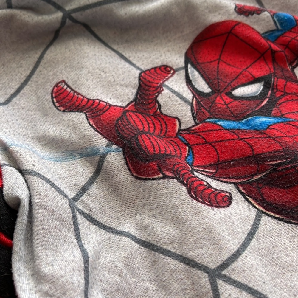 Spider-Man Pajama Set - Picture 4 of 4